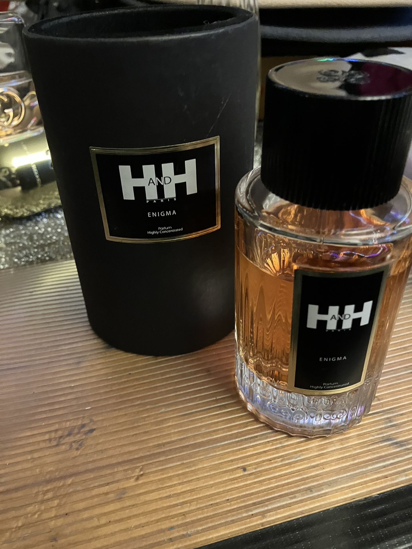 H And H Paris Enigma 3.4